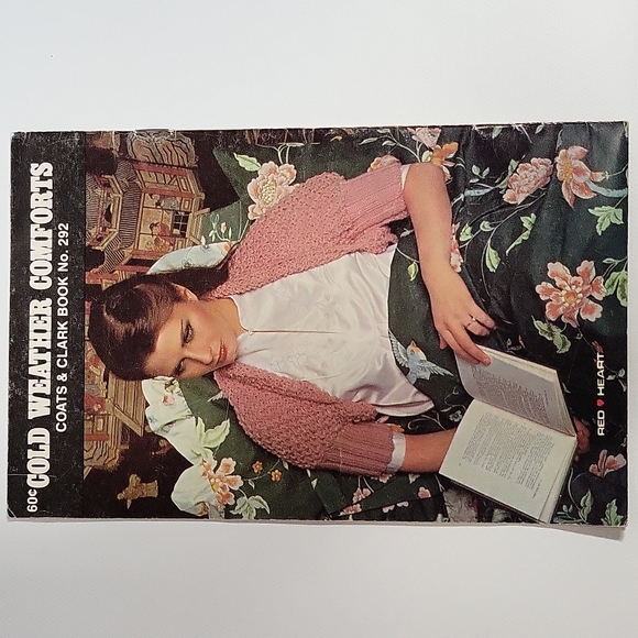 Cold Weather Comforts 1981 Coats And Clark Book No. 262 Red Heart Knitting - Picture 4 of 8